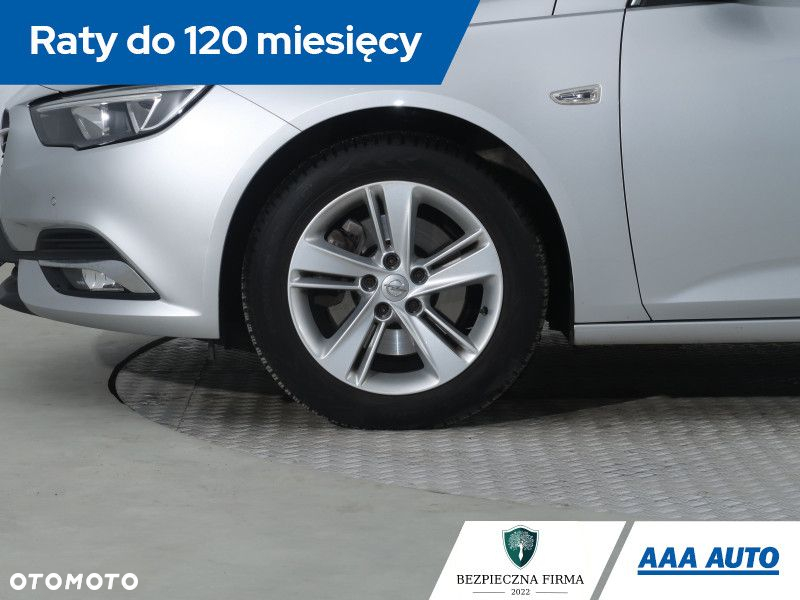 Opel Insignia - 15