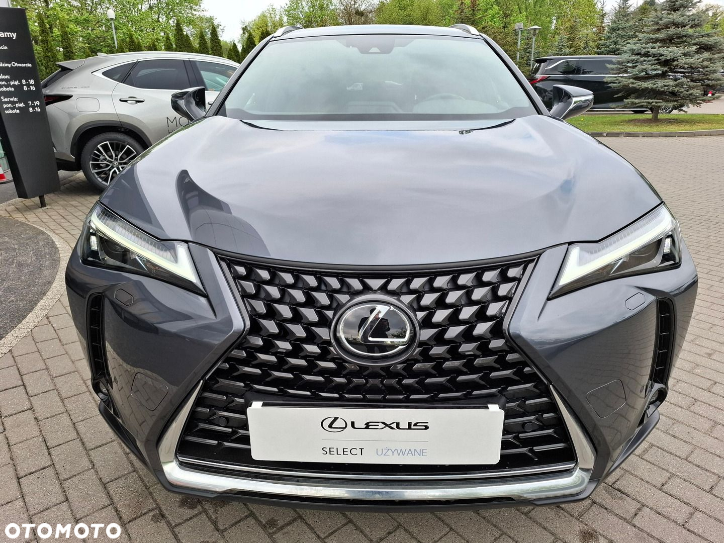 Lexus UX - 8