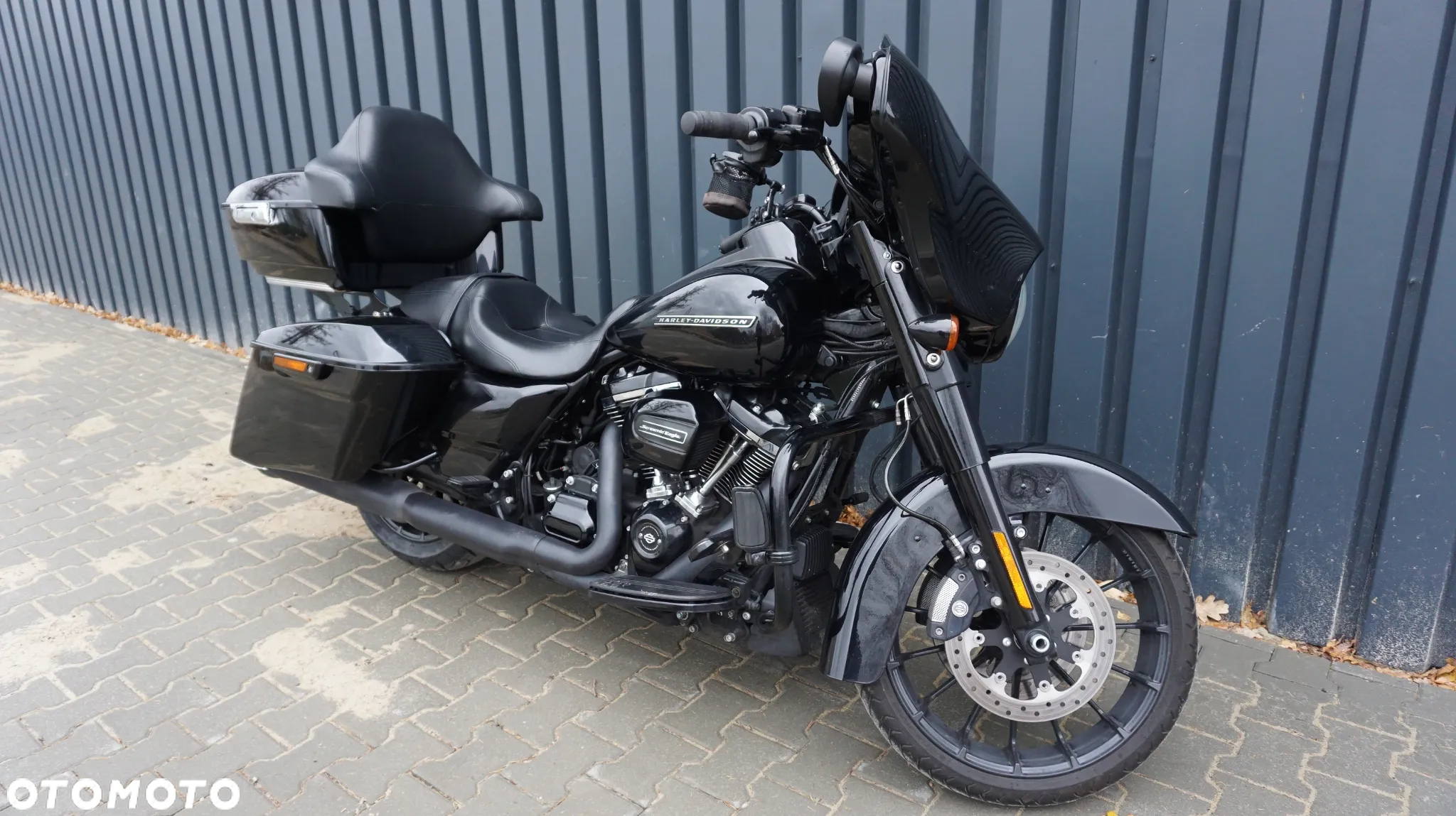 Harley-Davidson Touring Street Glide - 4