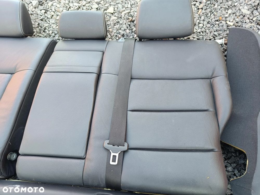 MERCEDES W212 AMG SEDAN FOTELE TAPICERKA KANAPA SKÓRA FOTEL BIAŁA NIĆ - 26