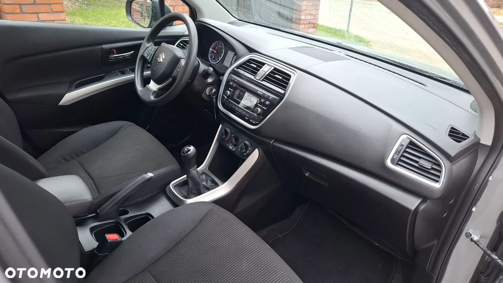 Suzuki SX4 S-Cross 1.0 T Comfort - 8