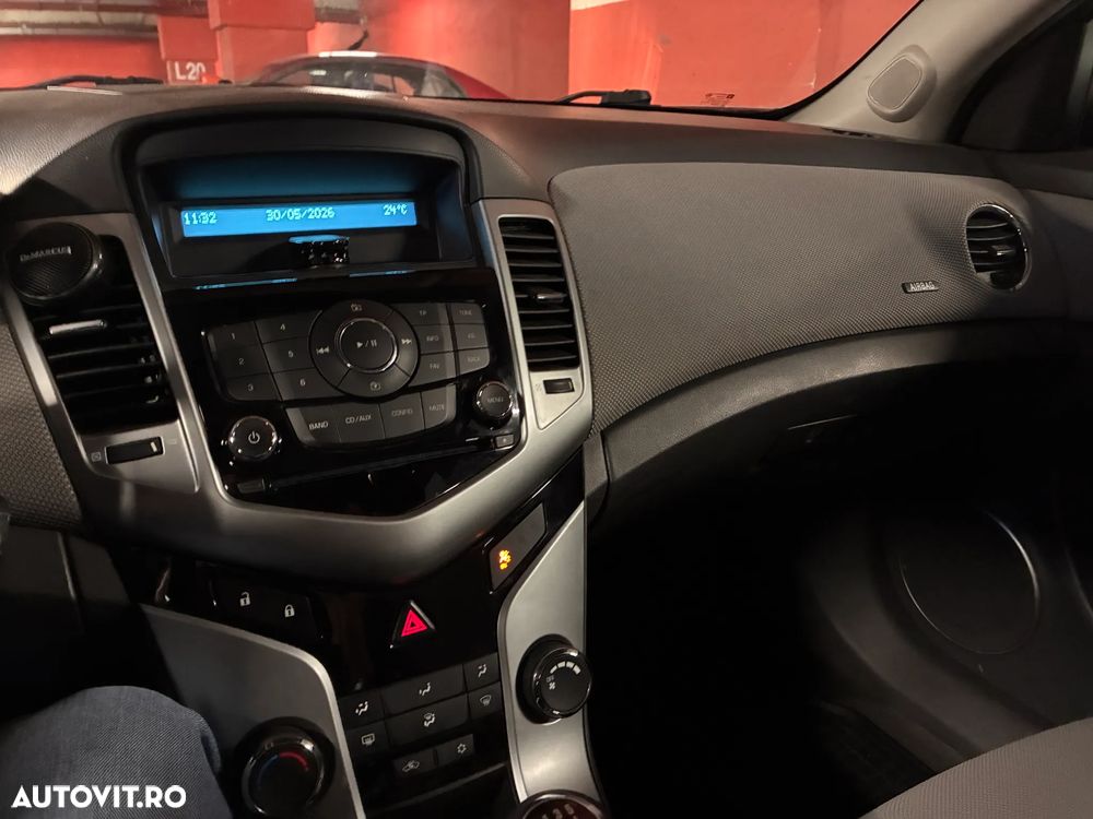 Chevrolet Cruze 1.6 BASE G1 - 7