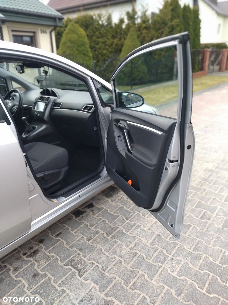 Toyota Verso 1.6 D-4D 5-Sitzer Start/Stop Edition S+ - 16