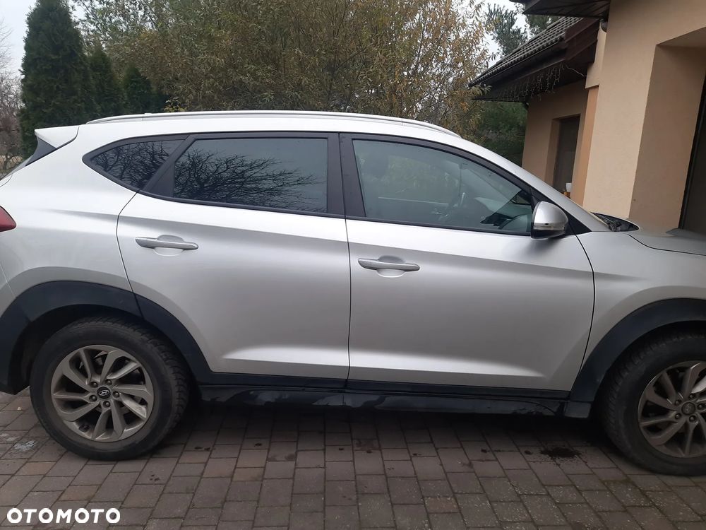 Hyundai Tucson 1.7 CRDI BlueDrive Comfort 2WD - 2