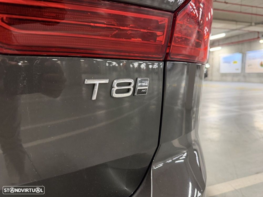 Volvo XC 60 2.0 T8 PHEV Momentum AWD - 18