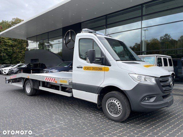 Mercedes-Benz Sprinter - 1