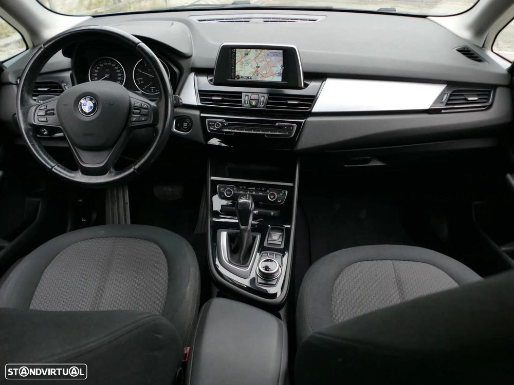 BMW 216 Active Tourer d Advantage Auto - 38