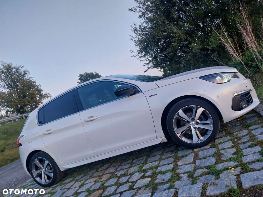 Peugeot 308 - 23