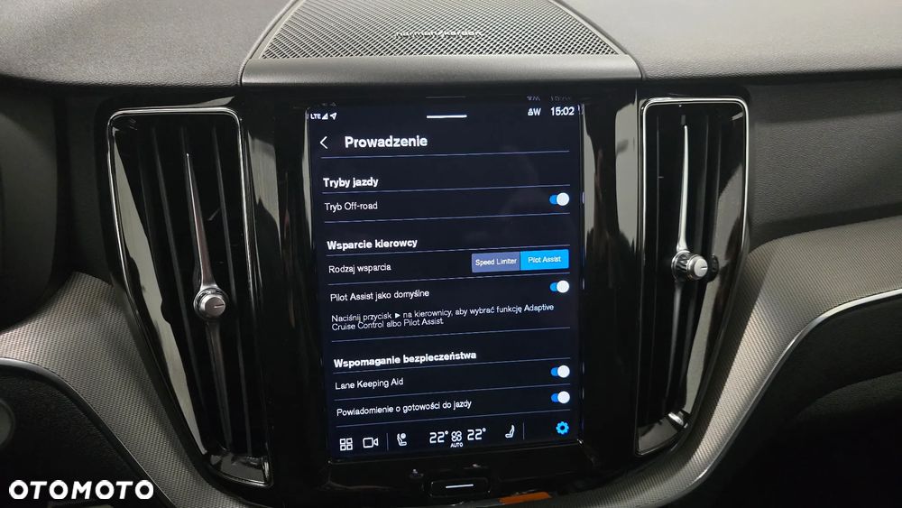 Volvo XC 60 B4 D AWD Plus Dark - 26