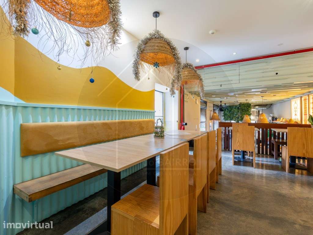 Espaço de Restauração no Centro do Porto (Food Corner) - Grande imagem: 5/20
