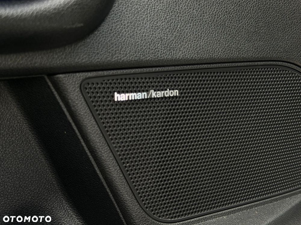 Kia Optima Plug-in Hybrid - 14