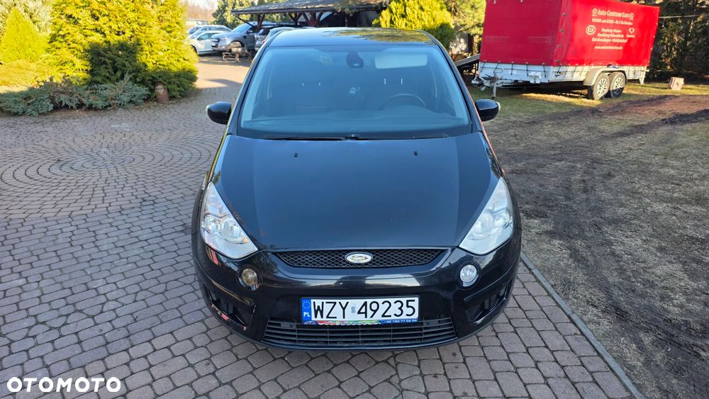 Ford S-Max - 9
