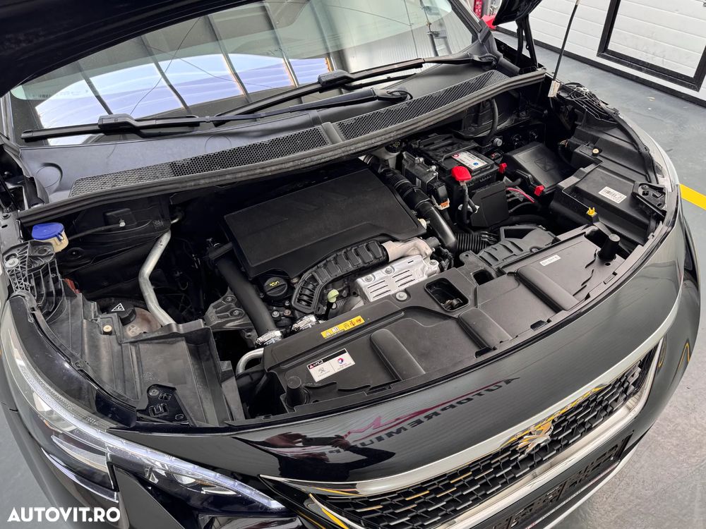 Peugeot 3008 1.2 PureTech Turbo S&S GT-Line - 29