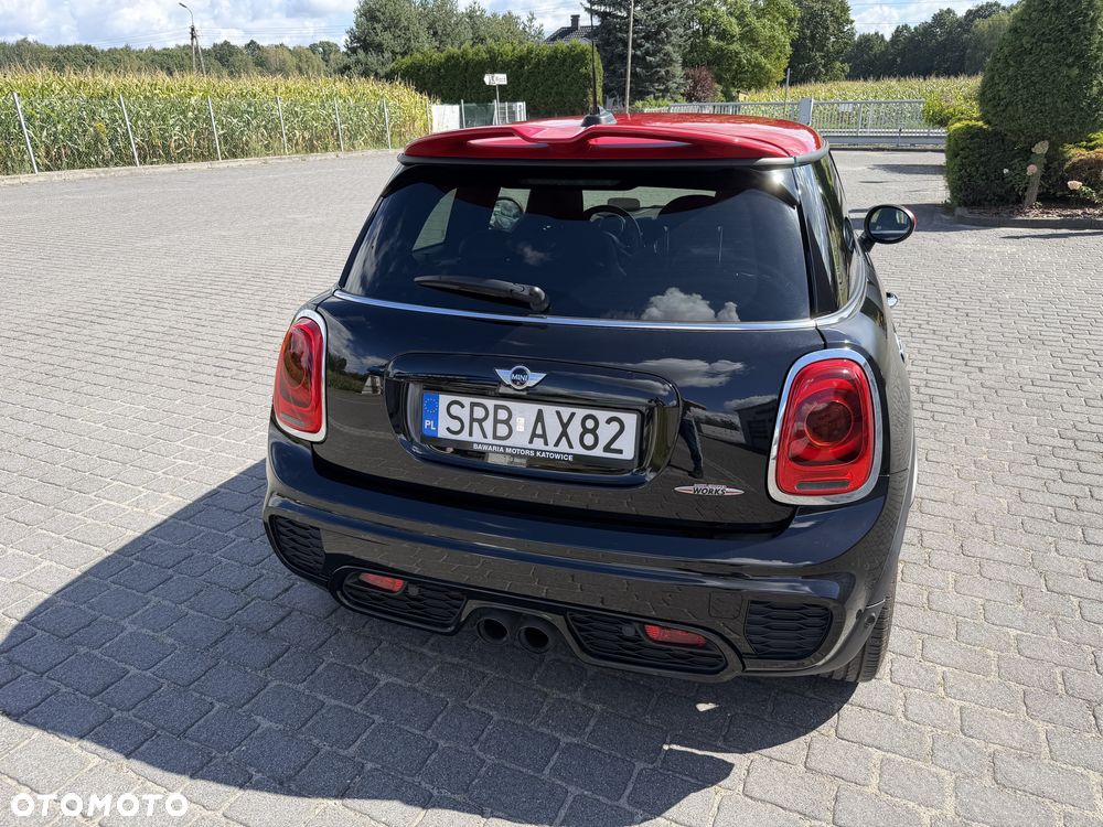 MINI John Cooper Works - 18