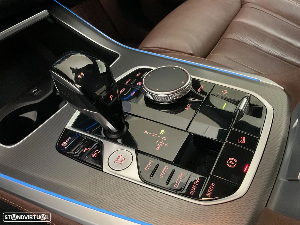 BMW X5 45 e xDrive Pack M - 34