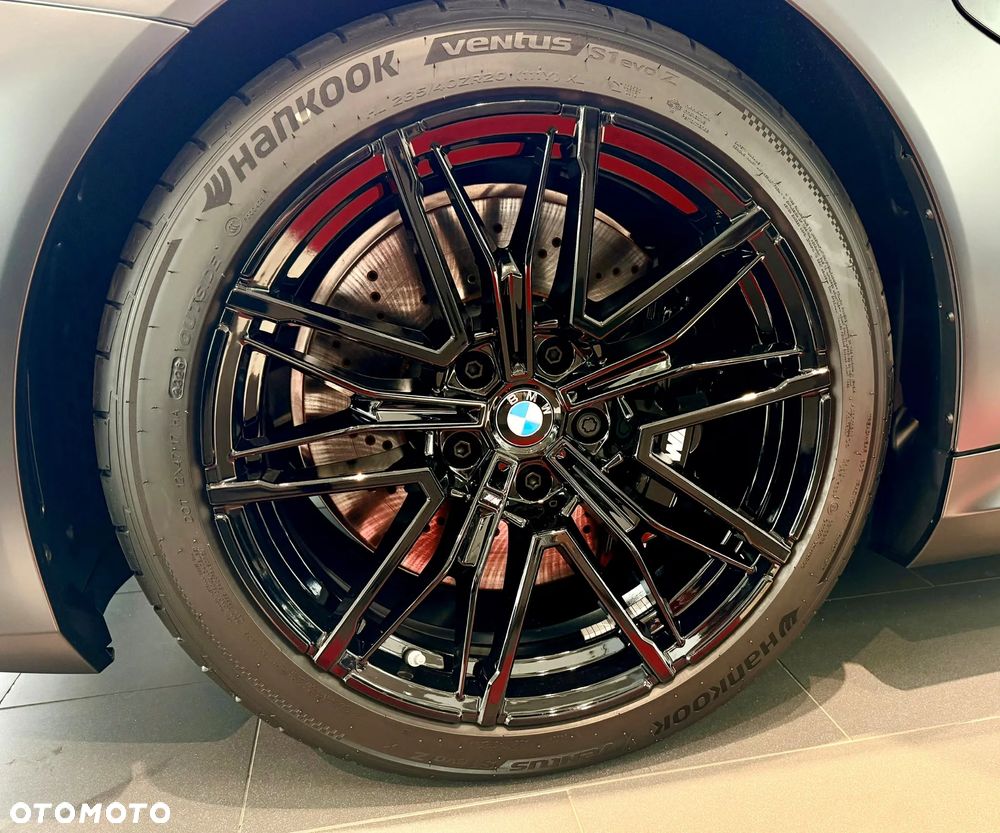 BMW M5 xDrive - 7