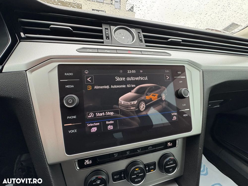 Volkswagen Passat - 13