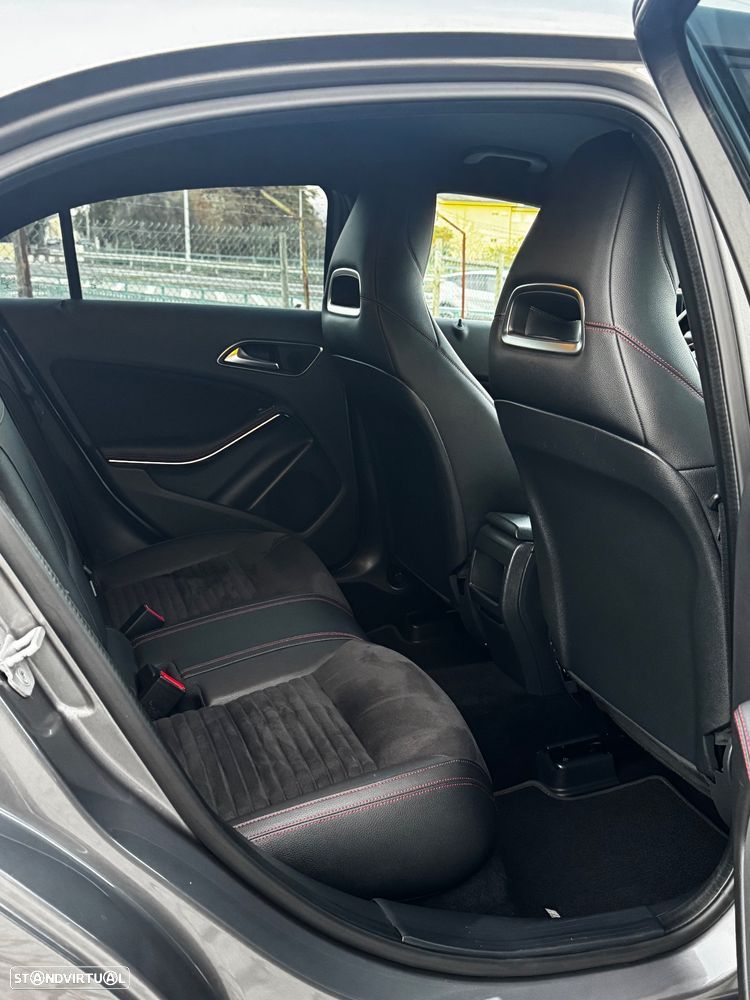 Mercedes-Benz A 45 AMG 4Matic Speedshift 7G-DCT - 20