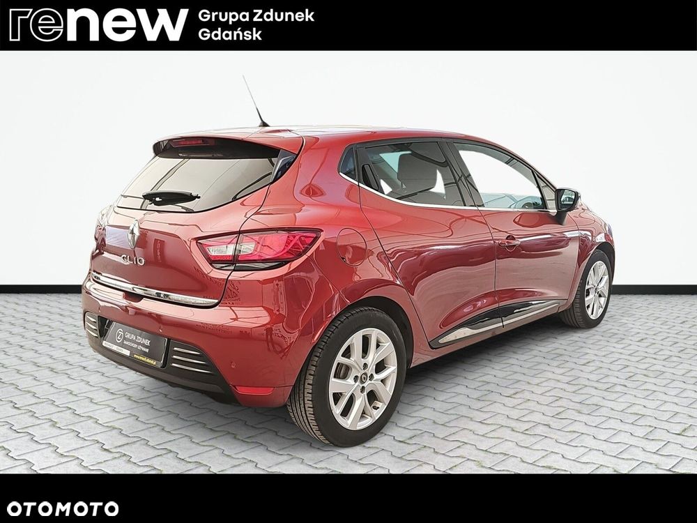 Renault Clio - 7