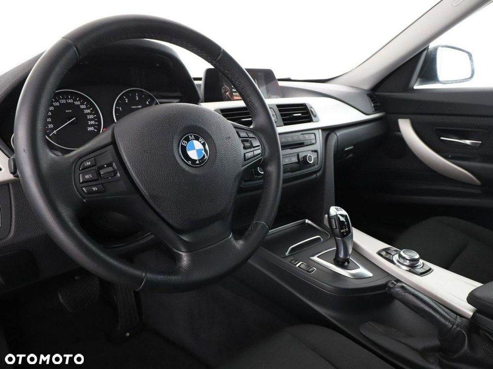 BMW Seria 3 318d Advantage - 15