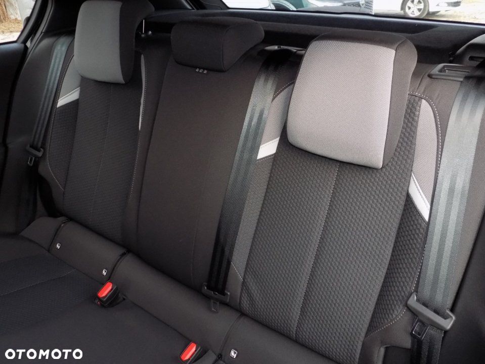 Opel Astra - 10