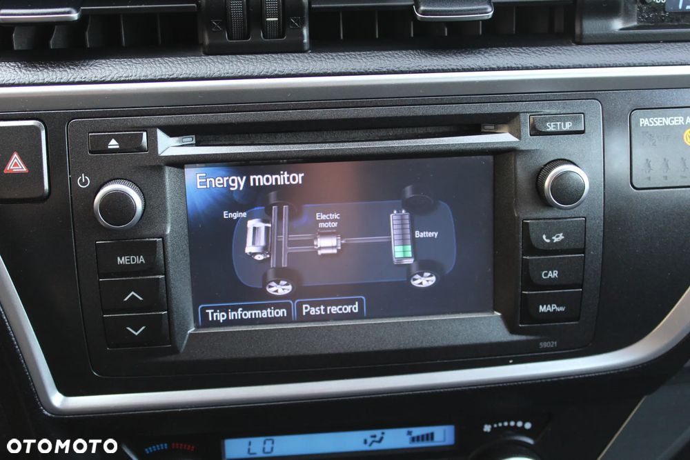 Toyota Auris - 17