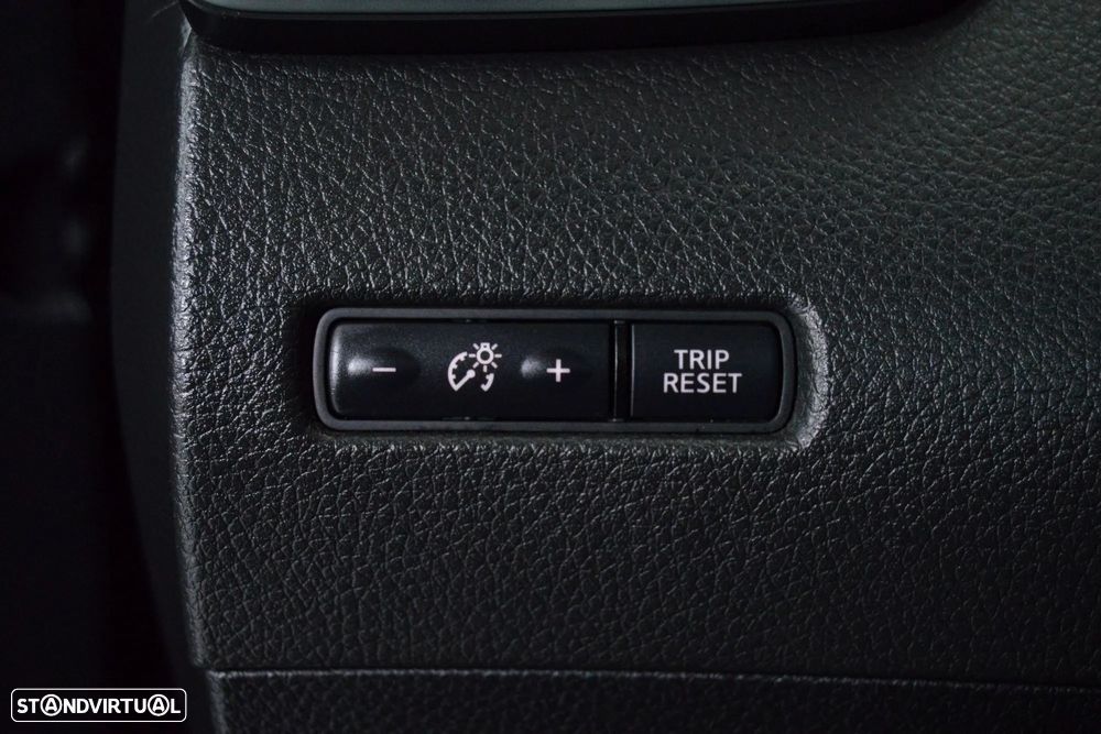 Nissan Qashqai 1.6 dCi N-Connecta - 30