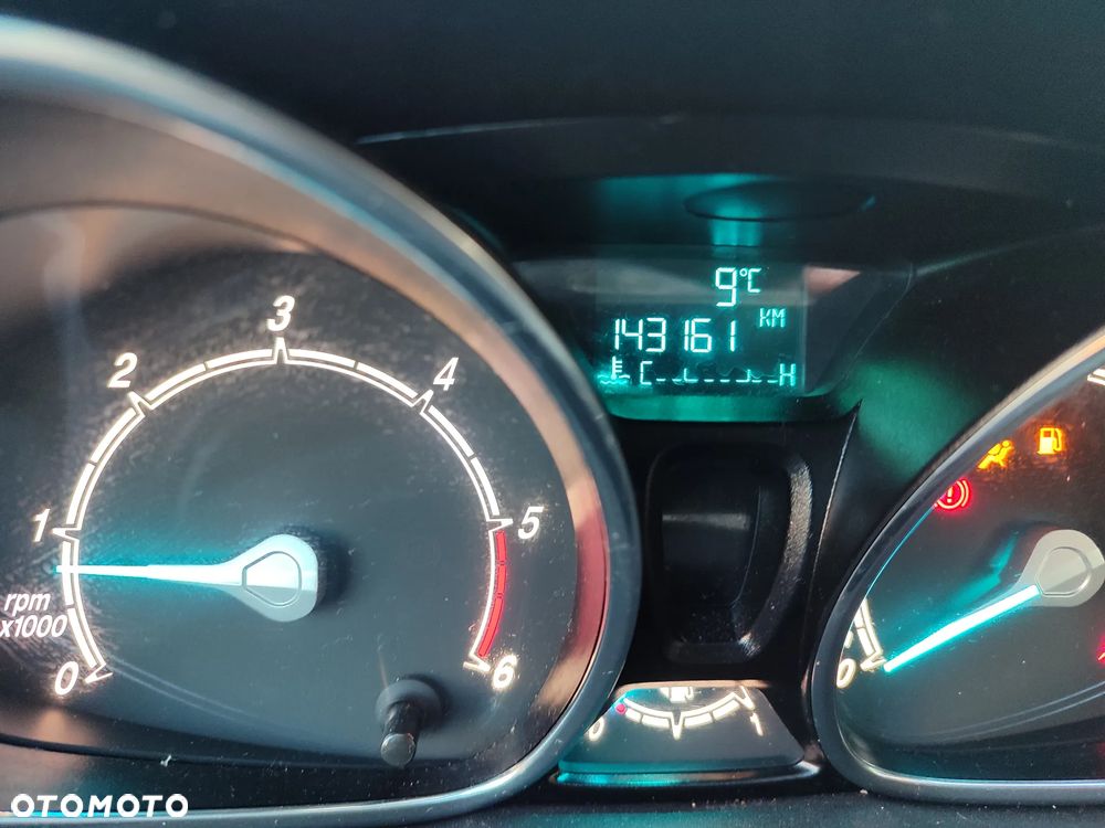 Ford Fiesta 1.5 TDCi Ambiente - 9