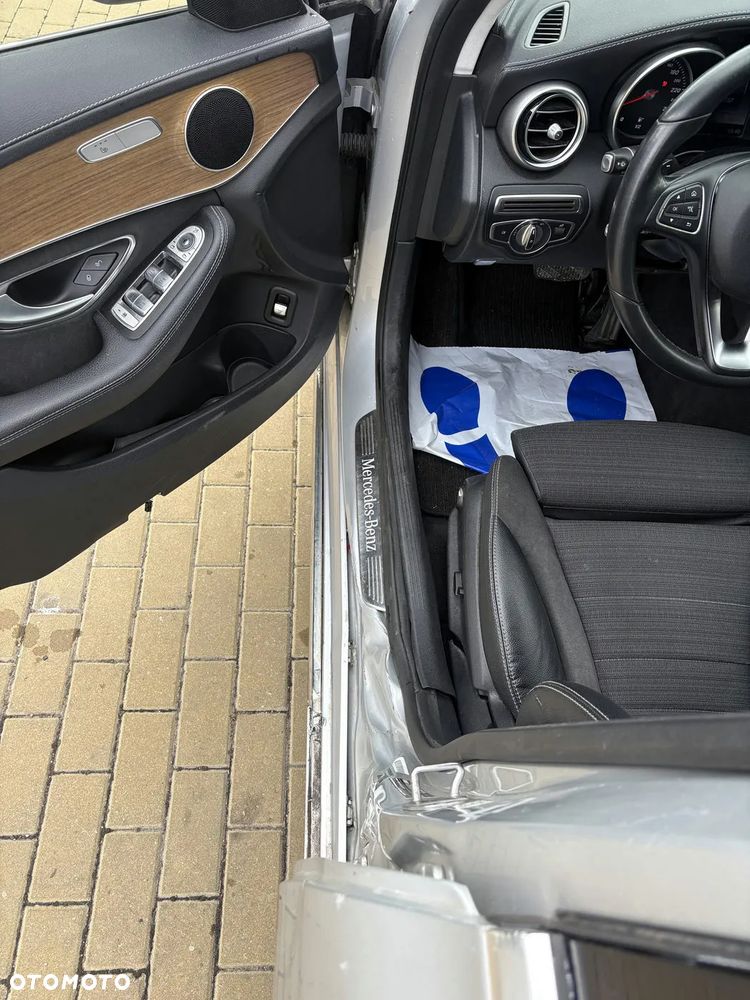Mercedes-Benz Klasa C 200 d 9G-TRONIC Exclusive - 12