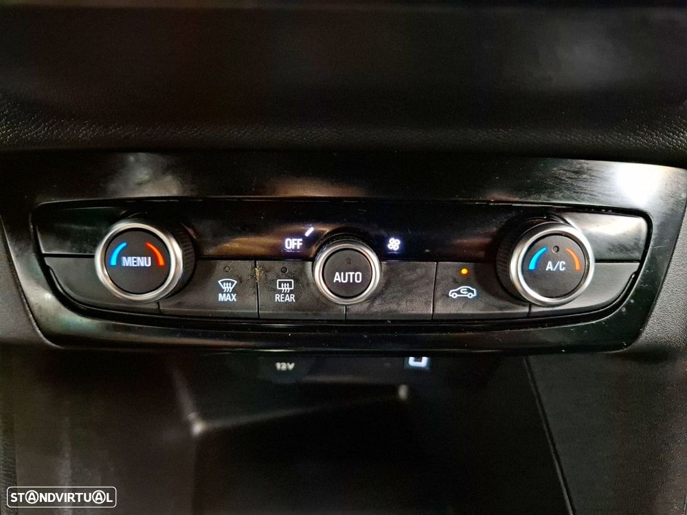 Opel Corsa 1.2 T GS - 23