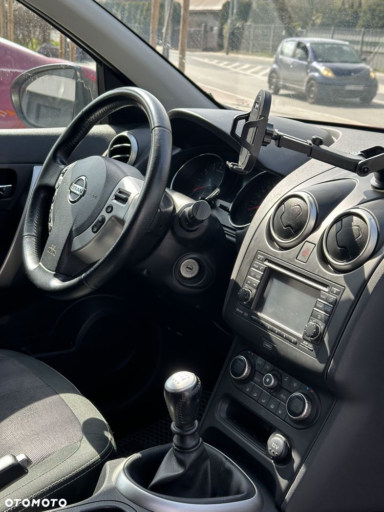 Nissan Qashqai - 10