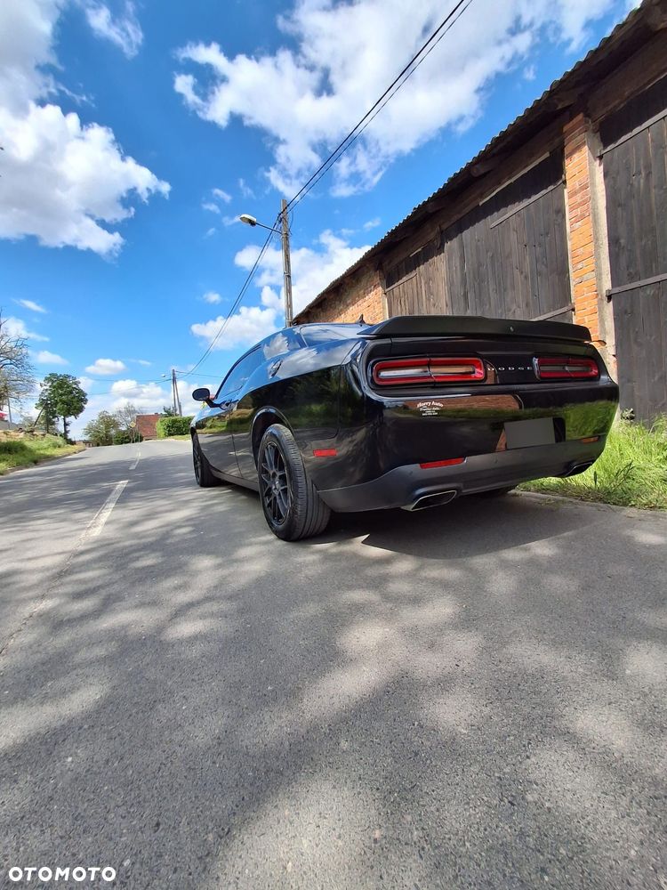 Dodge Challenger 5.7 R/T - 13