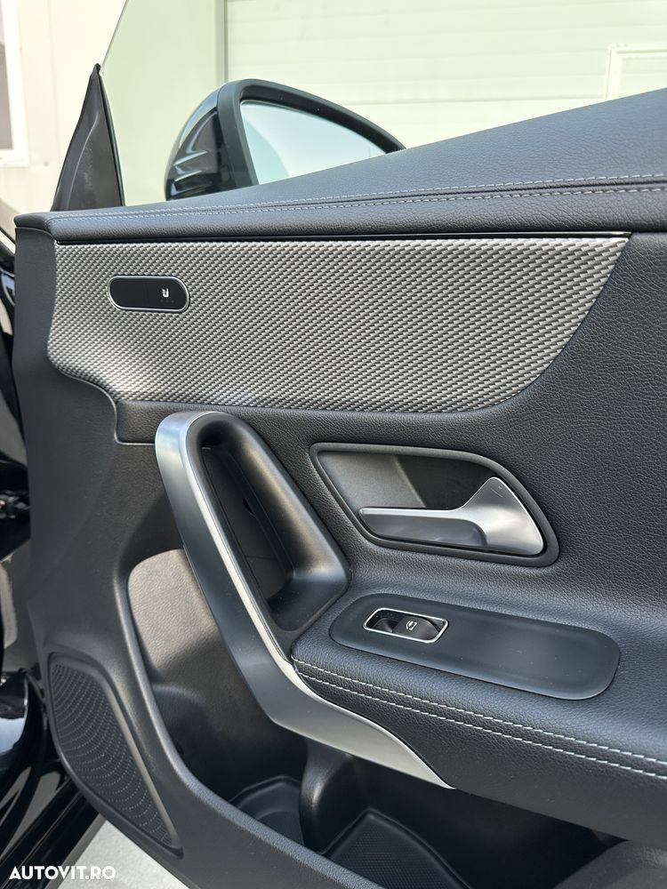 Mercedes-Benz CLA 180 d 7G-DCT - 24