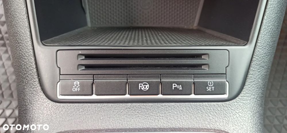 Volkswagen Tiguan 2.0 TDI DPF 4Motion DSG Sport & Style - 26