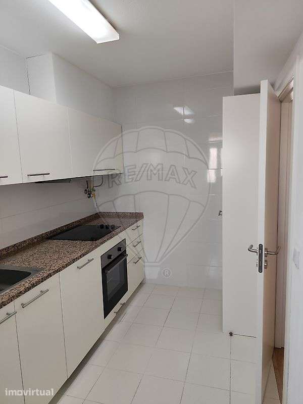 Apartamento T2 para arrendamento - Grande imagem: 4/11