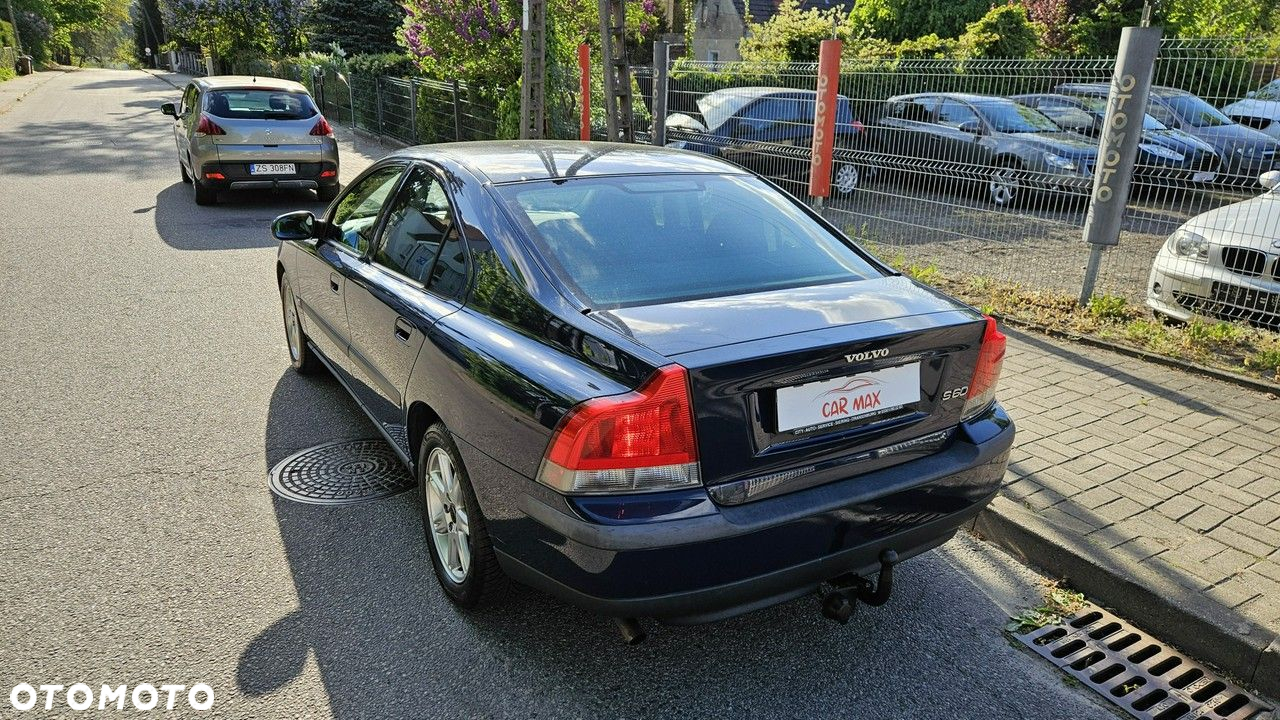 Volvo S60 2.4 Edition - 11