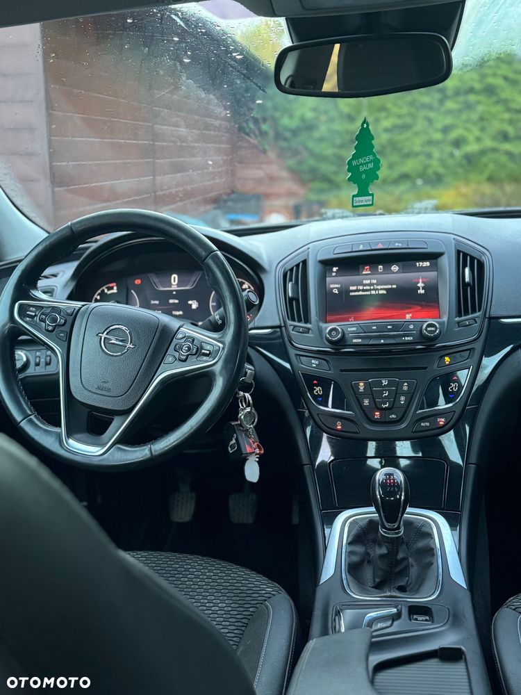 Opel Insignia - 11