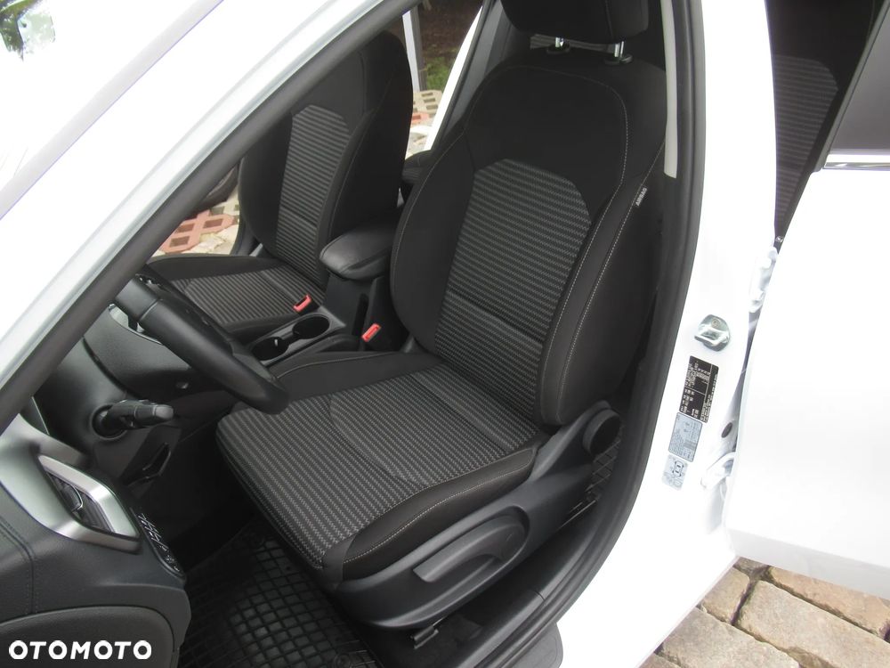 Kia Ceed 1.5 T-GDI M - 6