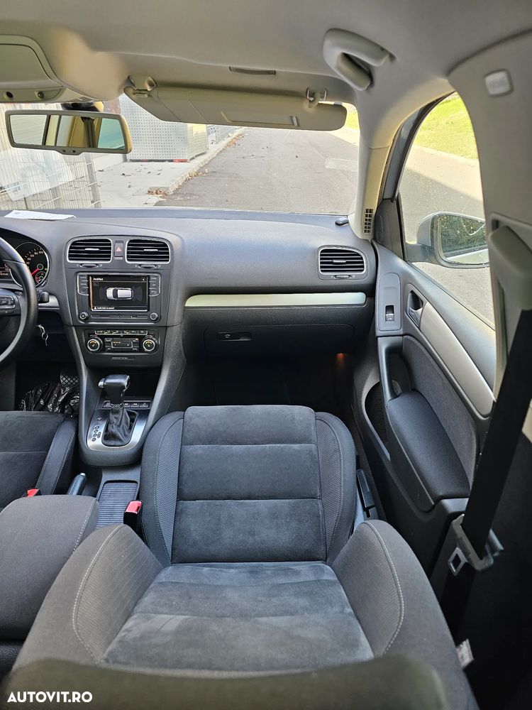 Volkswagen Golf 1.4 TSI Highline DSG - 20