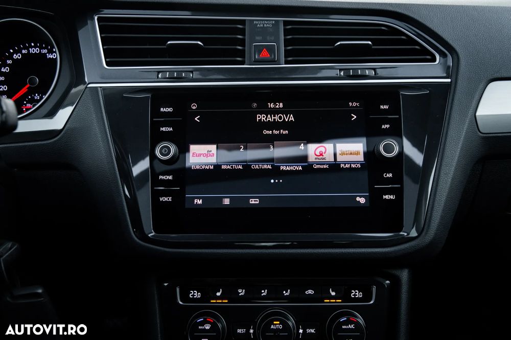 Volkswagen Tiguan 2.0 TDI SCR (BlueMotion Technology) Highline - 27