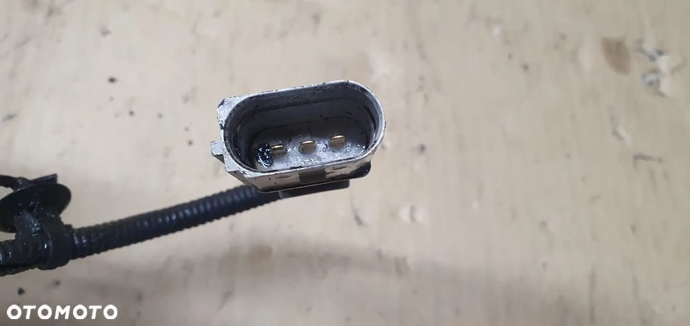 Czujnik położenia wału Bosch Audi A8 D3 4.2 TDI 0261210272 - 5