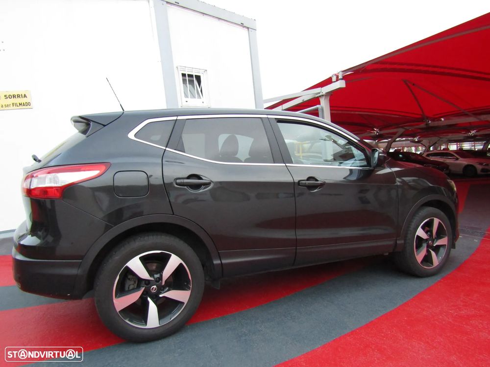 Nissan Qashqai 1.5 dCi Tekna Bose - 19