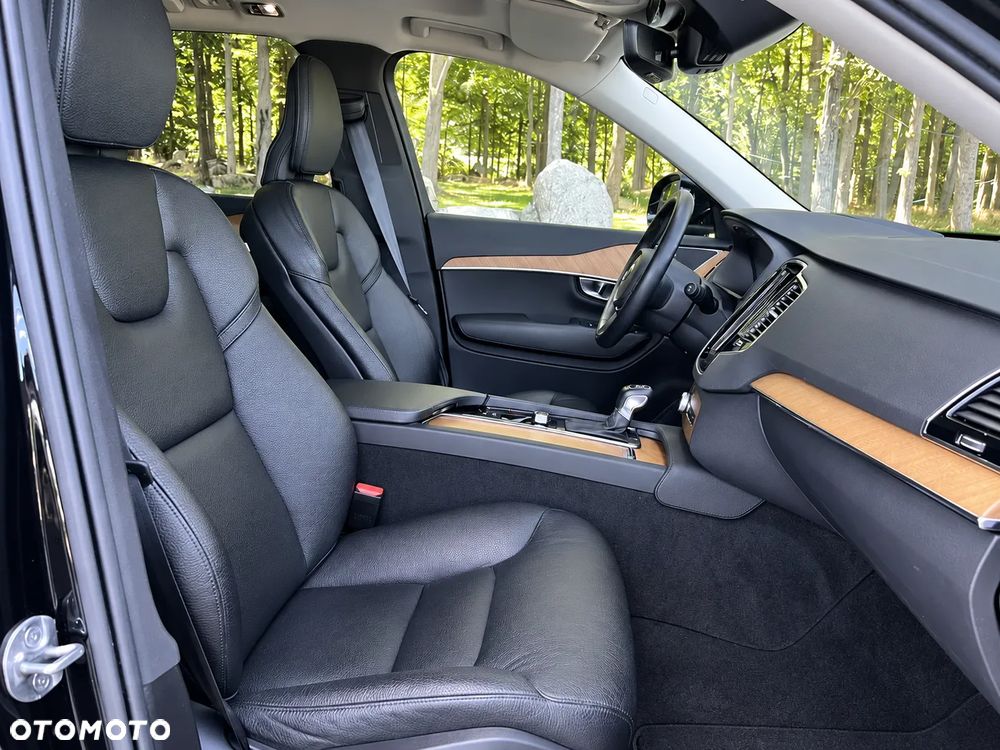 Volvo XC 90 T5 AWD Momentum 7os - 11