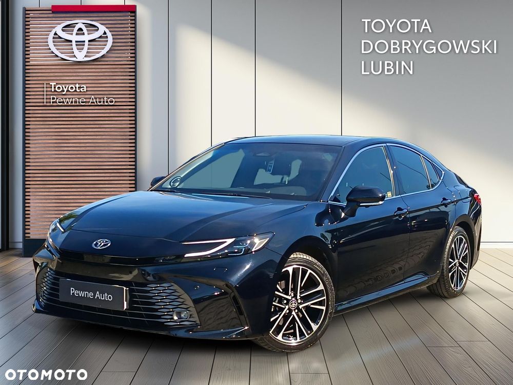 Toyota Camry - 1