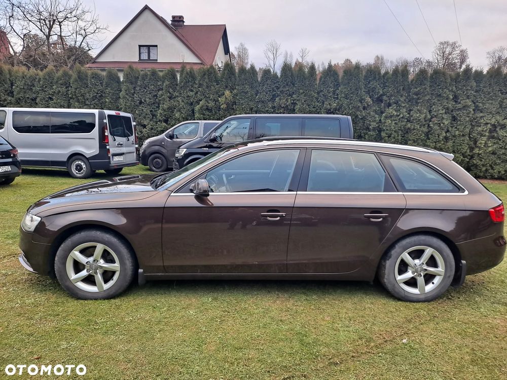 Audi A4 Avant 2.0 TDI DPF Ambiente - 11