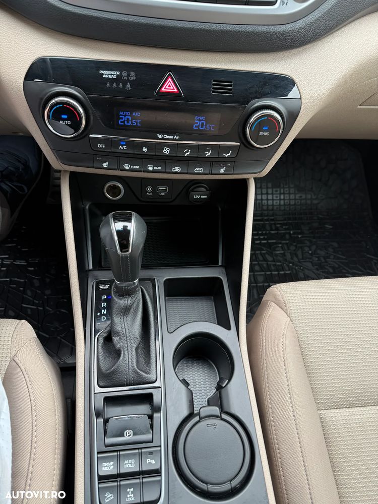 Hyundai Tucson 1.6 T-GDi 4WD 7DCT Luxury+ - 14