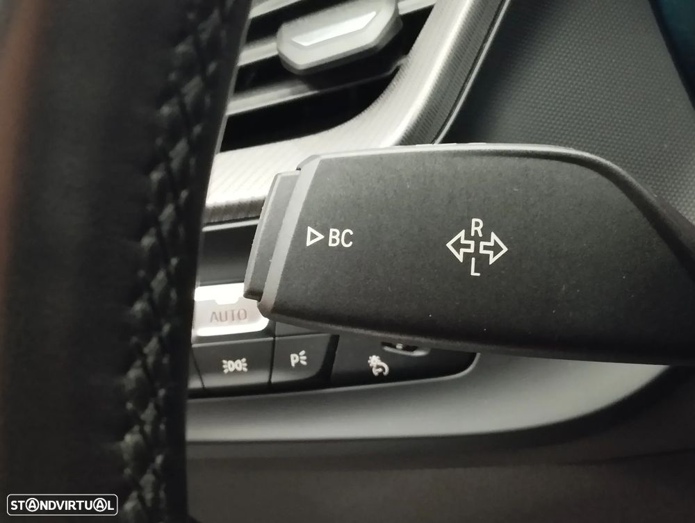 BMW 116 d Pack Desportivo M - 20