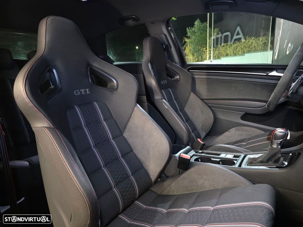 VW Golf GTI Clubsport DSG - 4