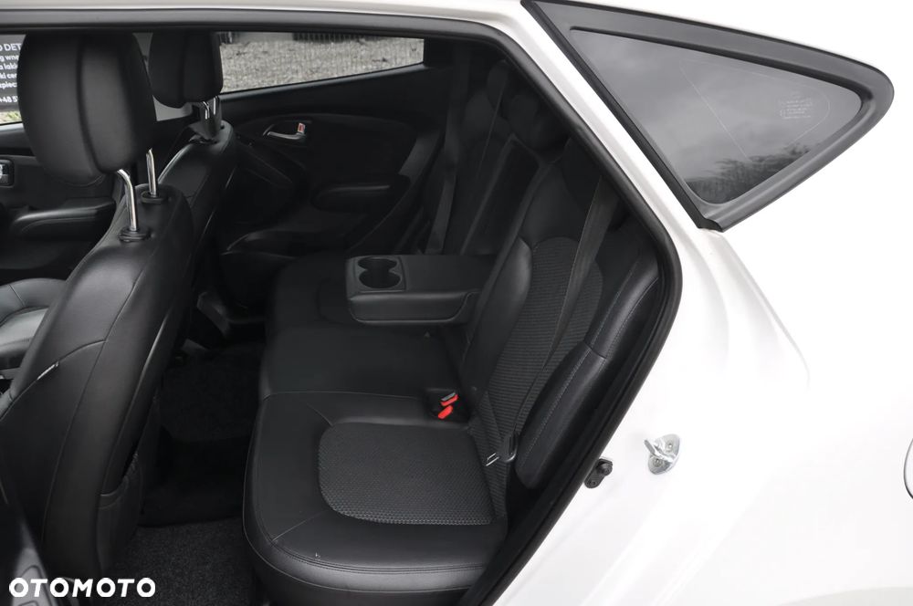 Hyundai ix35 2.0 4WD Premium - 17