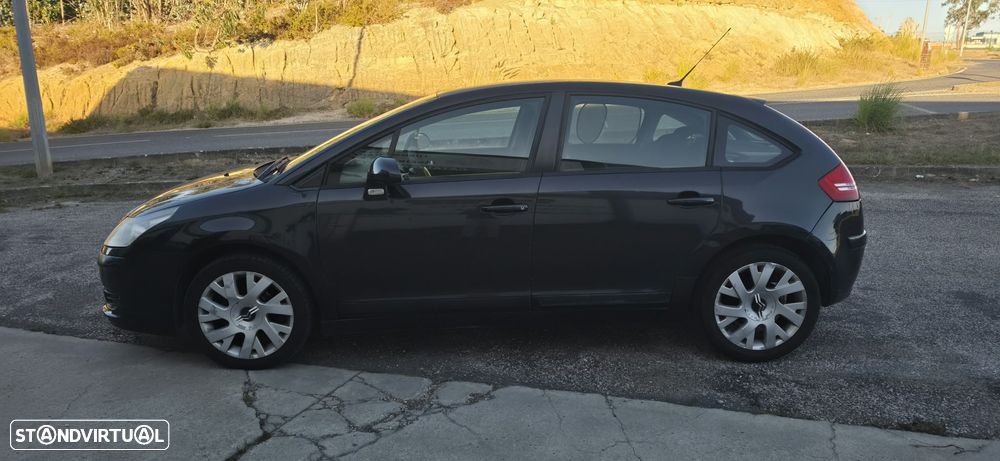 Citroën C4 1.4 16V SX - 8